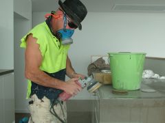 Antonio Hand Polishing